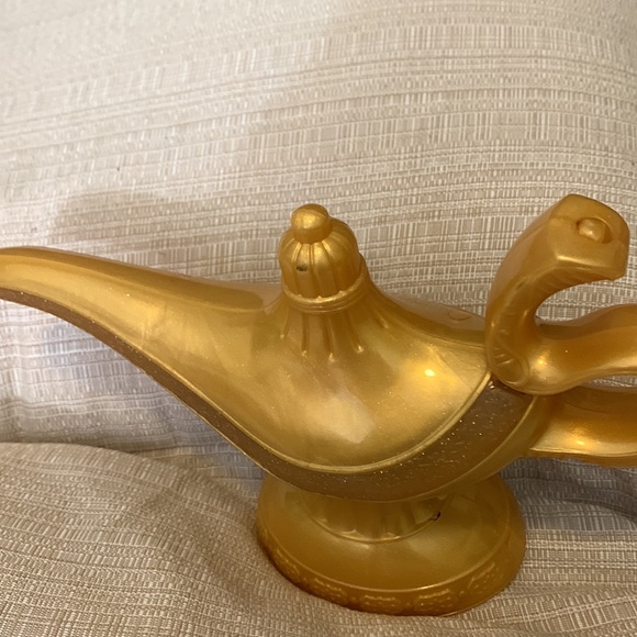 6 for $12 🍀 Disney Talking Aladdin Genie Lamp - Picture 8 of 8